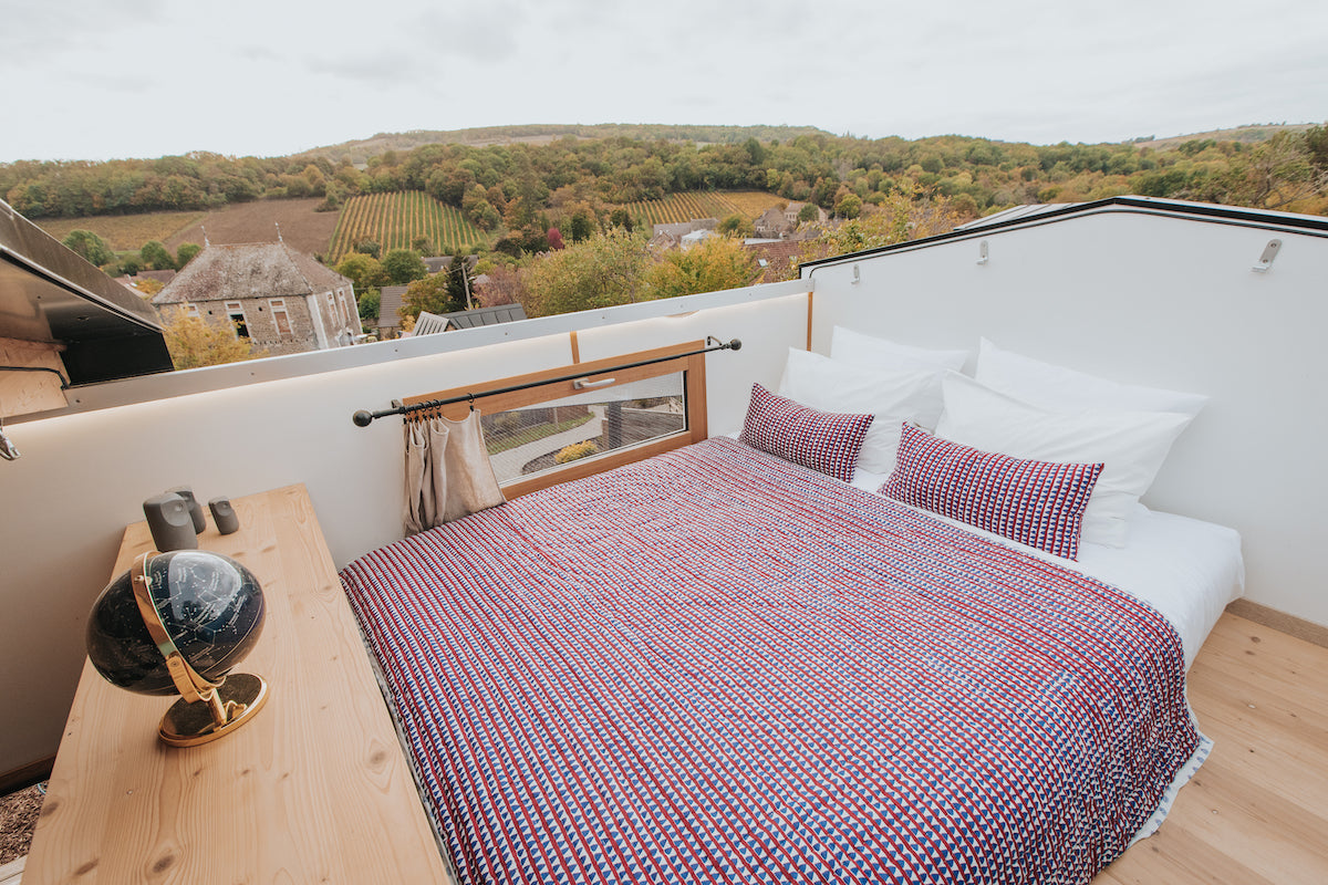 Une Nuit Dans Une Tiny House Au Toit Ouvrant Avec Spa Nordique Privatif