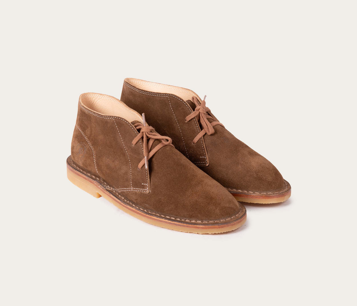 Półbuty Camargue – Zamsz w kolorze taupe – Unisex