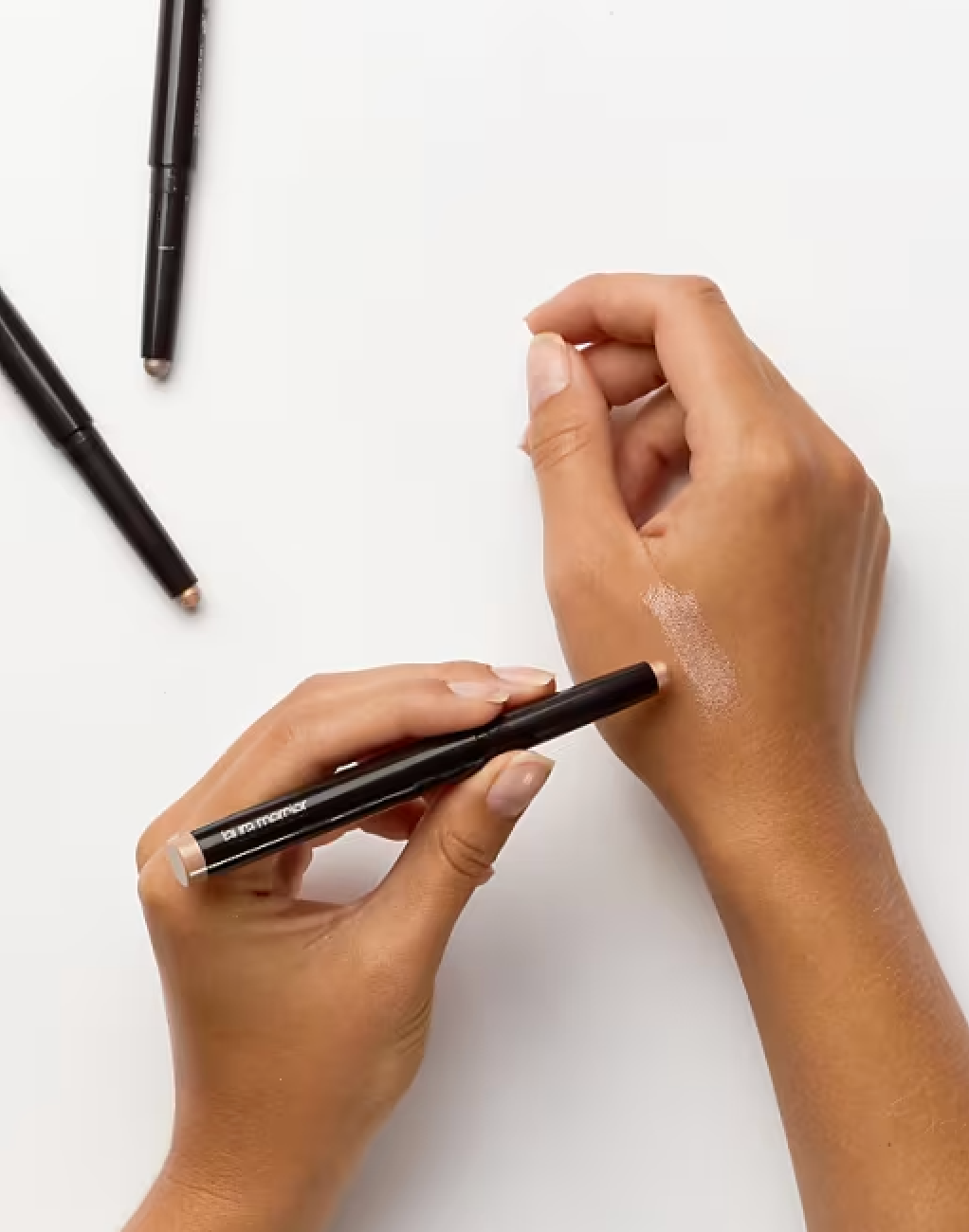 Caviar Stick Eye Colour Rosegold