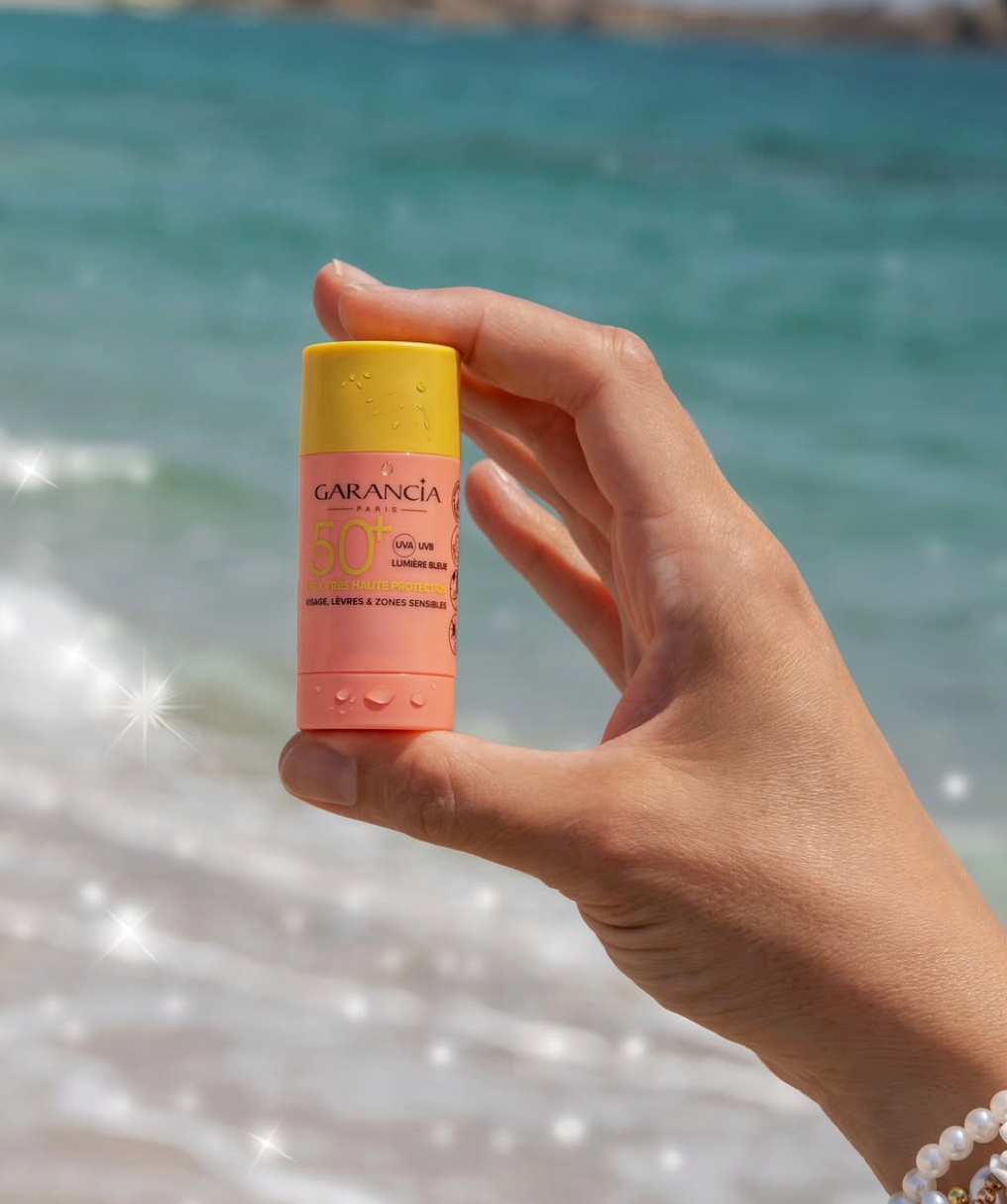Stick Solar Invisible Spf50+ - Antiedad y Antimanchas
