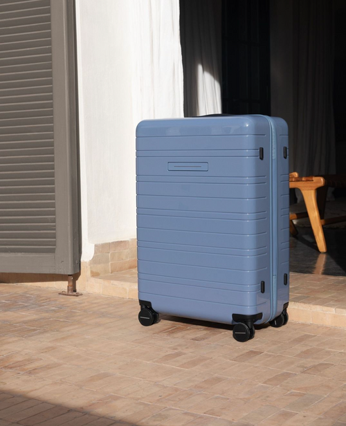H6 Essential Luggage - Vega Brilliant Blue