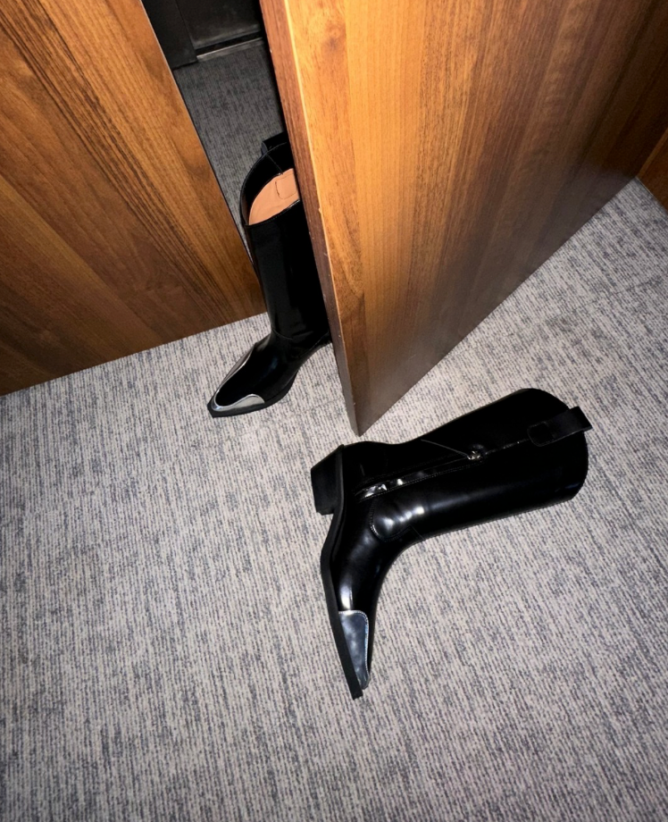 Part Of The Band Boots - Black