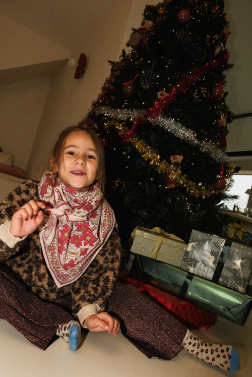 Foulard Adulte Pink En Lurex 100 Cm