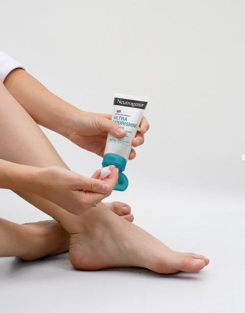 Neutrogena® - Crème Pieds Nutrition Intense - Tube 100 Ml