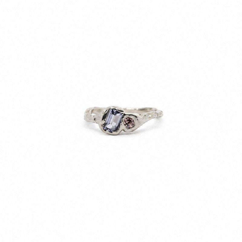 Bague Iolite 057