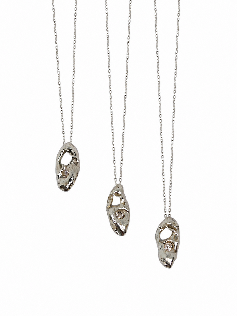 Collier Organic 005