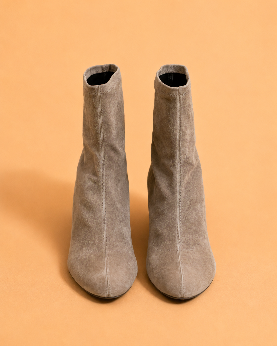 Roma Ankle Boot In Maple Stretch Suede