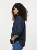 Doria lleva la talla M, mide 1,72m y su talla francesa habitual es la 40-42