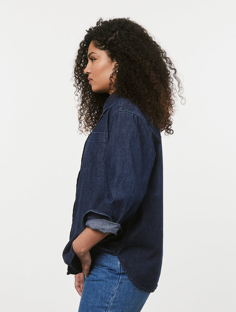 Doria lleva la talla M, mide 1,72m y su talla francesa habitual es la 40-42