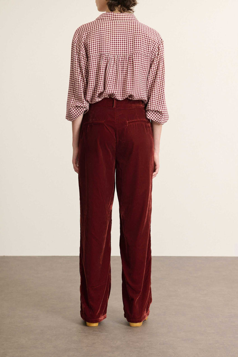 Haut chemise en vichy bordeaux pour femme Garance Paris AH 2025, fabriquée entièrement en coton.