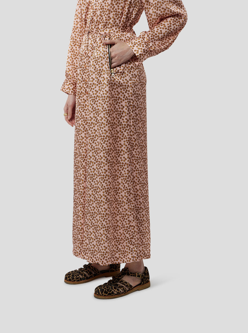 Pantalon Doll In Powder Messy Dots Print