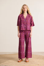 Chemisette à col pyjama couleur IKAT boutons effet corne coupe large et fluide Garance Paris 