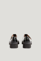 Closed Flat Shoes - Albertine - Black