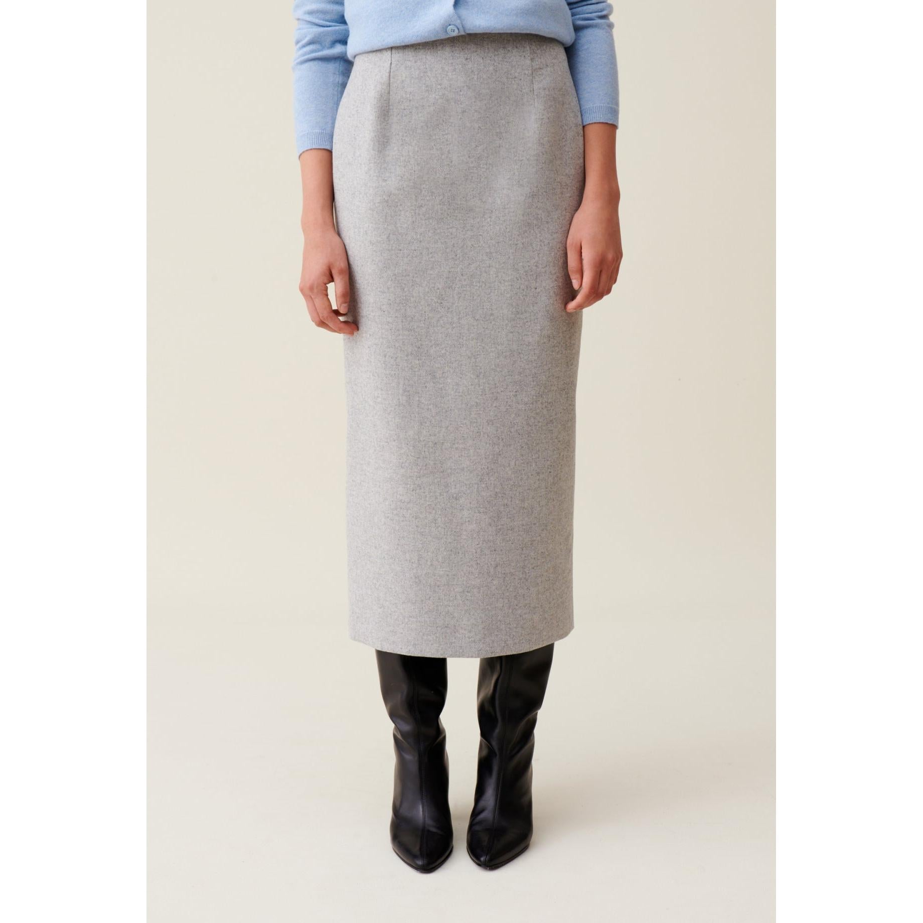Light Grey High-Waisted Pencil Skirt