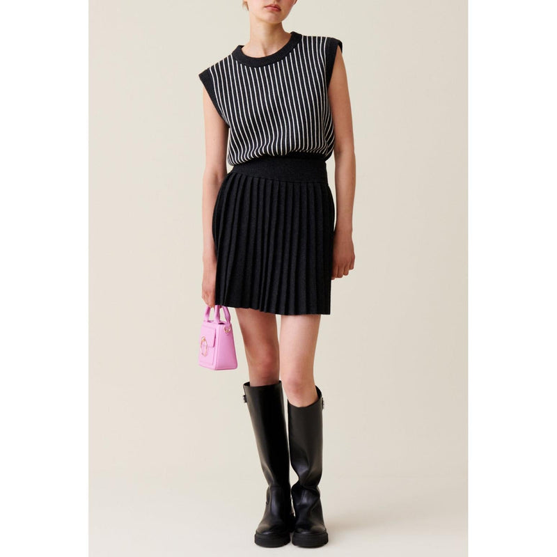 Short Heather Gray Knit Skirt