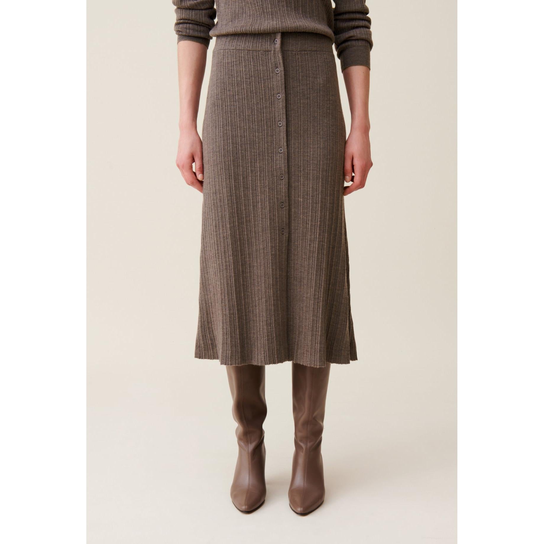 Pleated Buttoned Midi Skirt