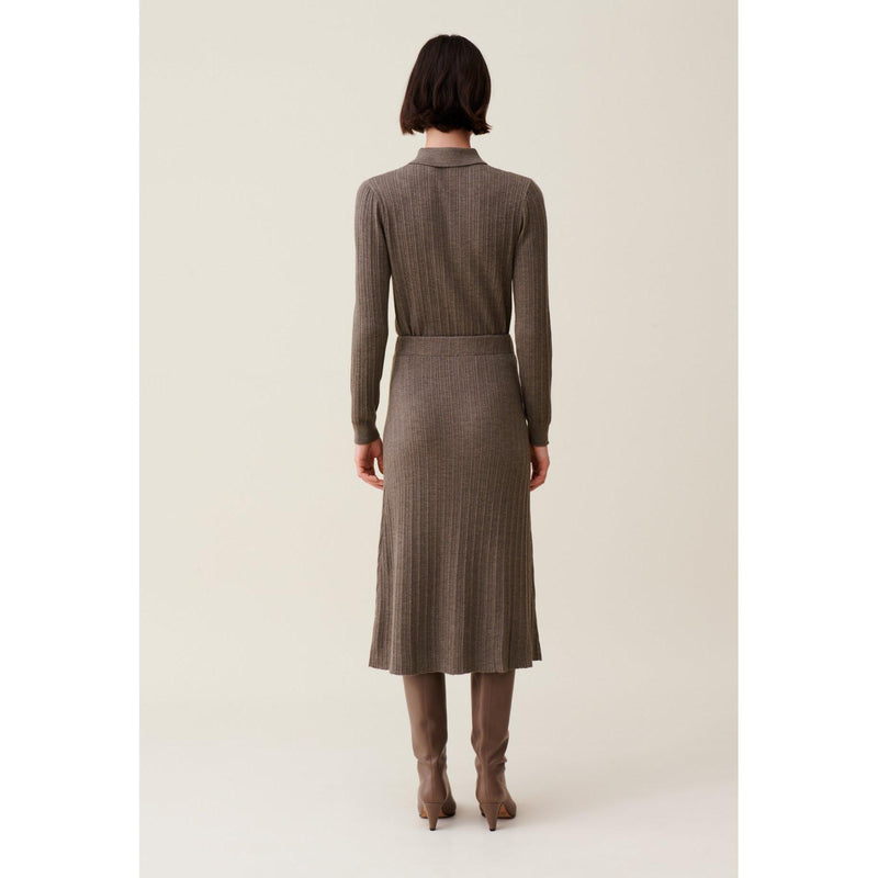 Jupe Plissée Boutonnée Mi-Longue