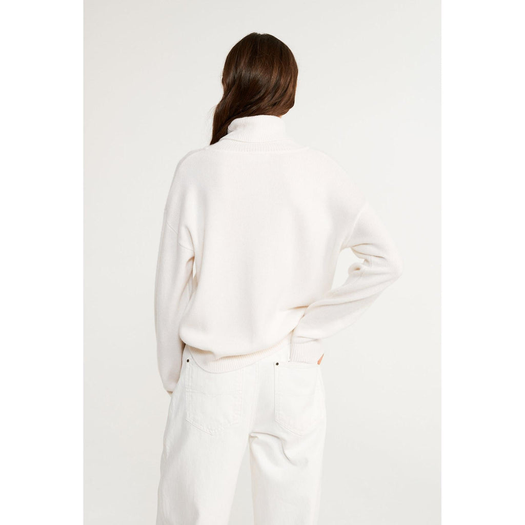 100% Cashmere Turtleneck