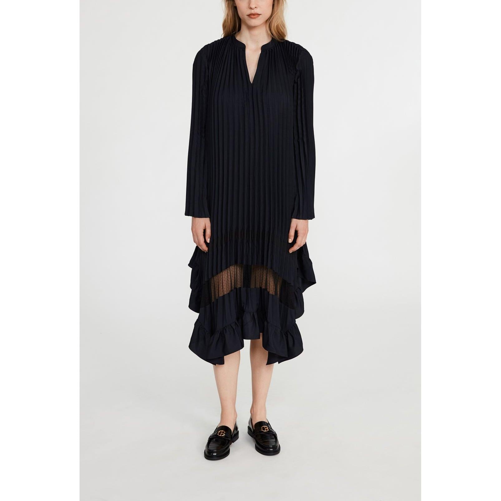 Vestido Plisado Con Volante