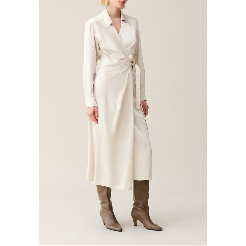 Vestido midi cruzado