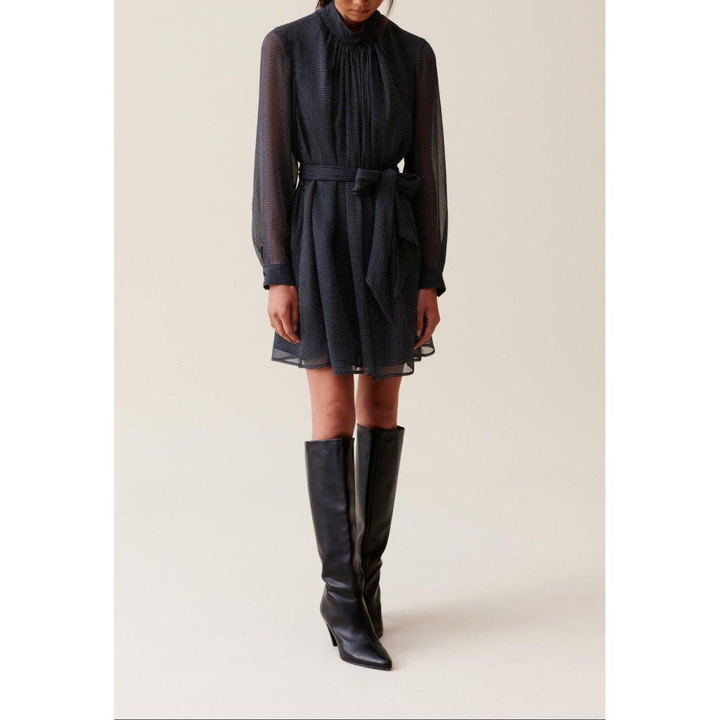 Fluid Dress with Pussy Collar