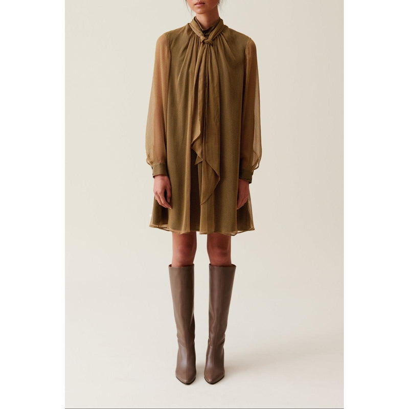 Robe Fluide Col Lavallière