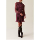 Vestido fluido con cuello tipo minifalda