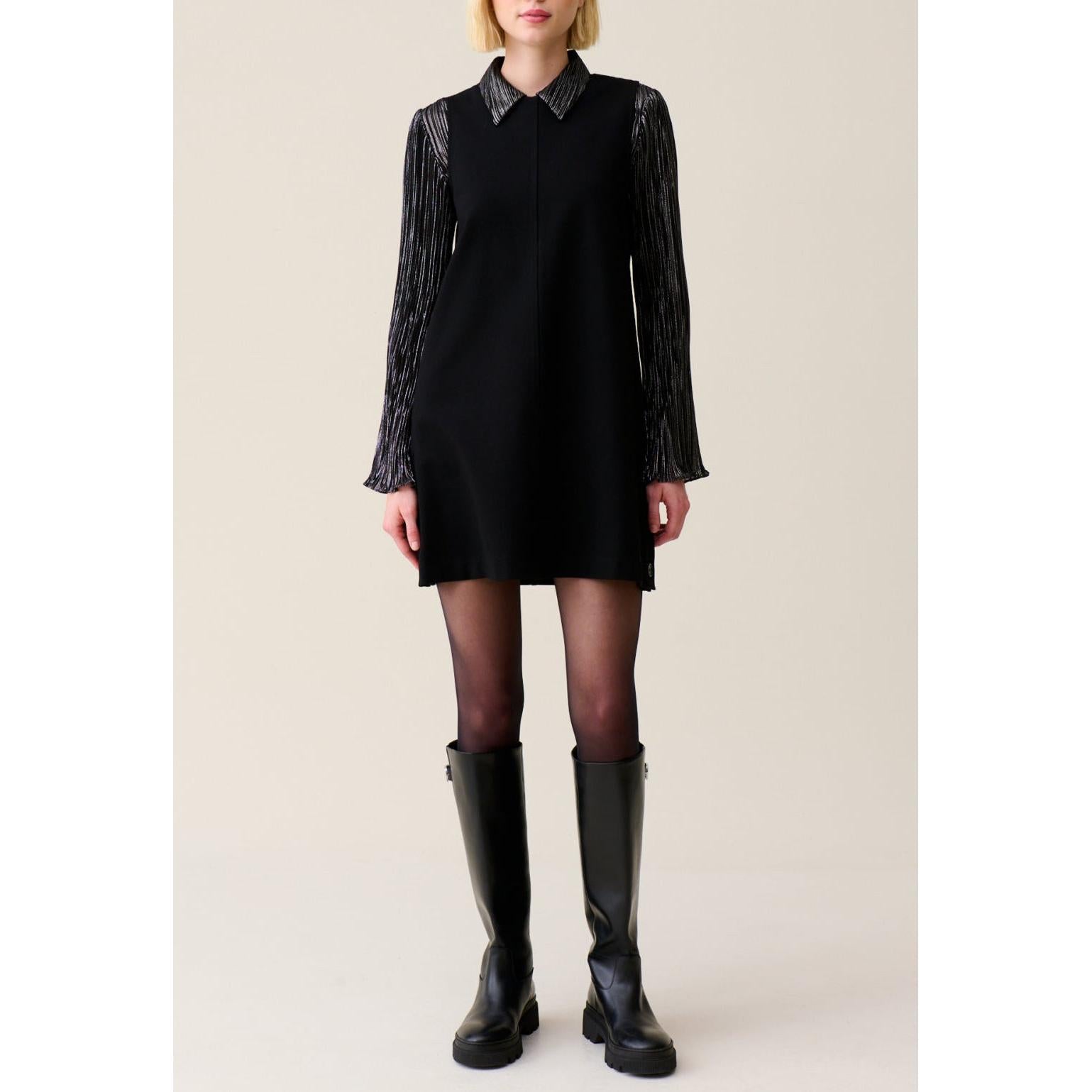 Robe Courte Sans Manches