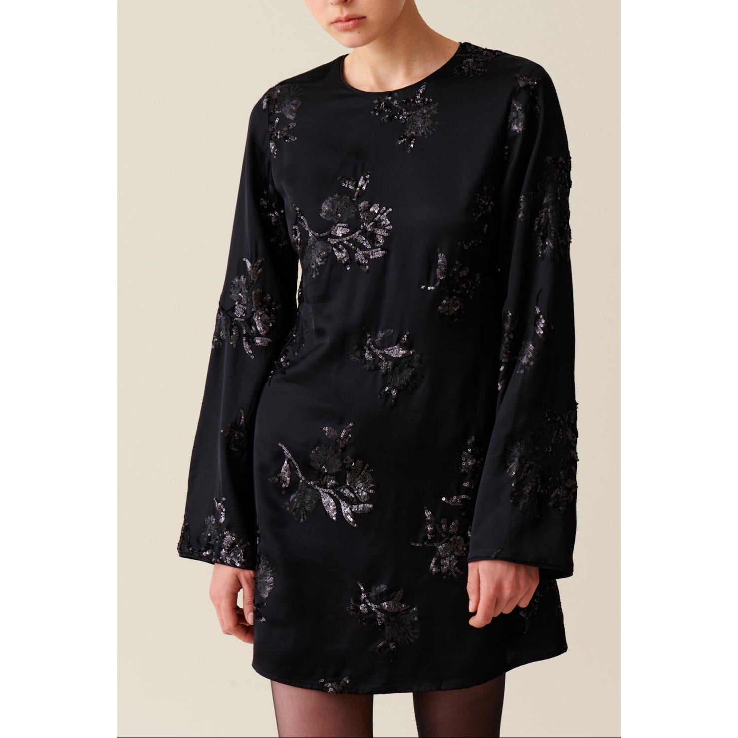 Robe Courte Noire Sequins Brodés