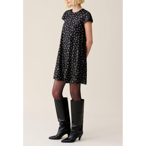 Vestido babydoll corto bordado