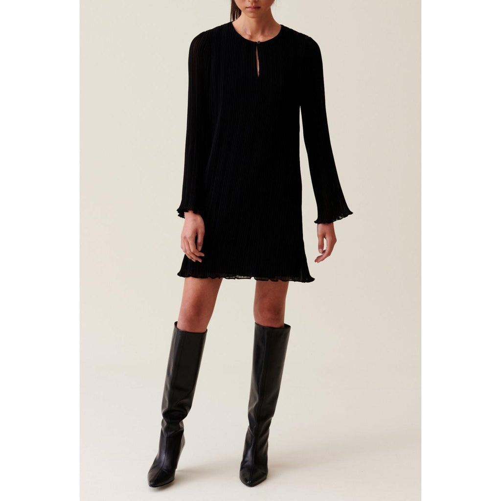 Robe Courte Plissée Manches Longues