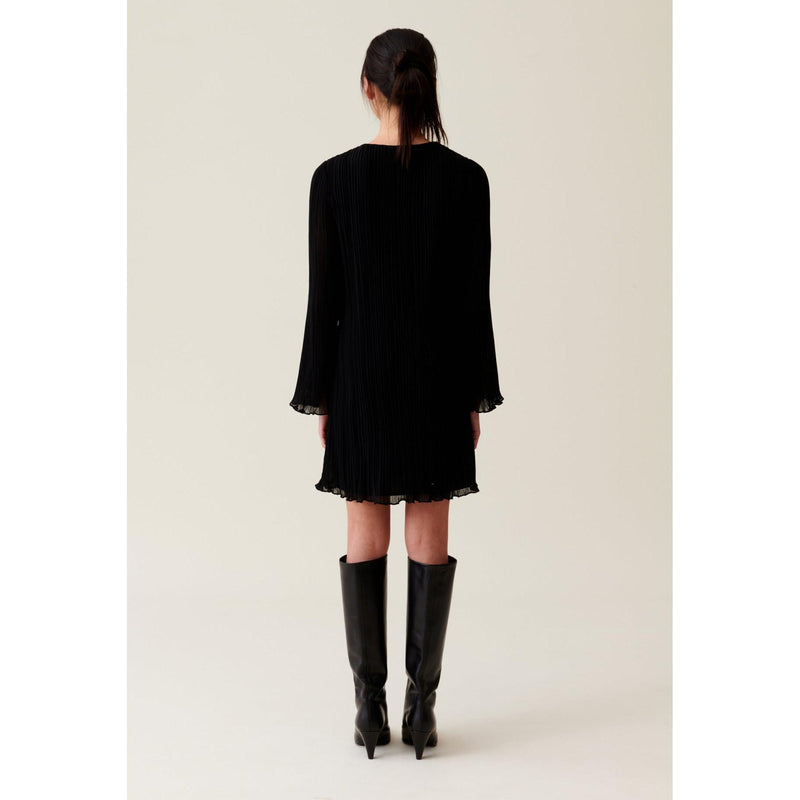 Robe Courte Plissée Manches Longues