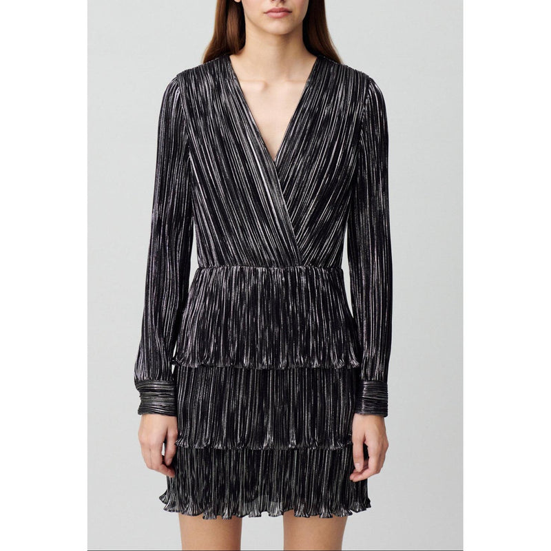 Vestido Corto Plateado Con Volantes