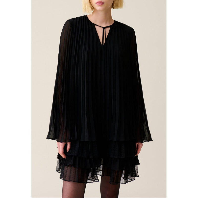 Robe Courte Noire Volantée