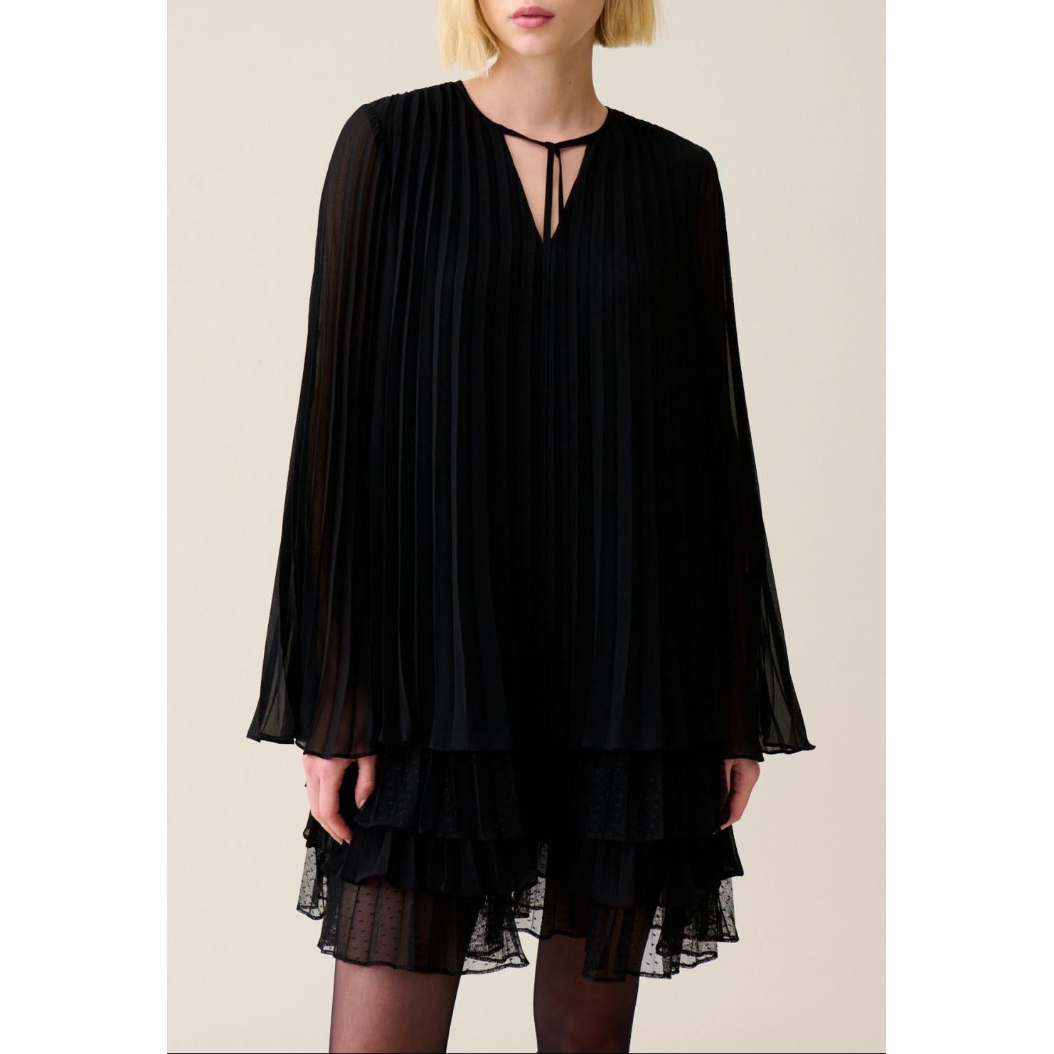 Claudie Pierlot - Robe Courte Noire Volantée