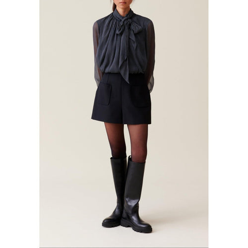 Pantalones cortos negros de talle alto