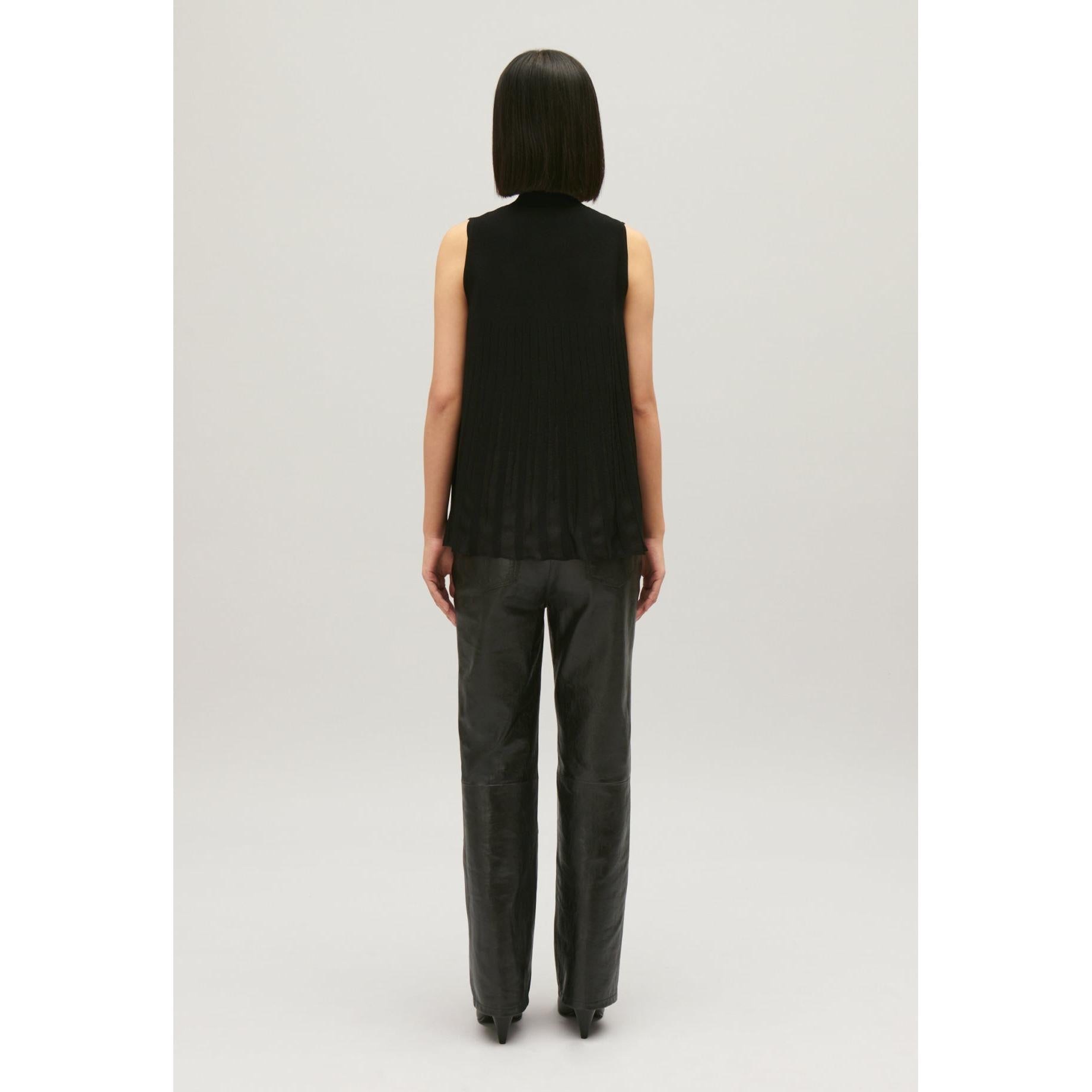 Blusa fluida sin mangas