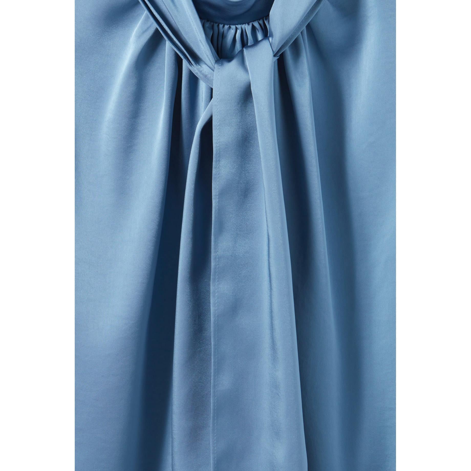 Blusa Fluida con Cuello de Lazada