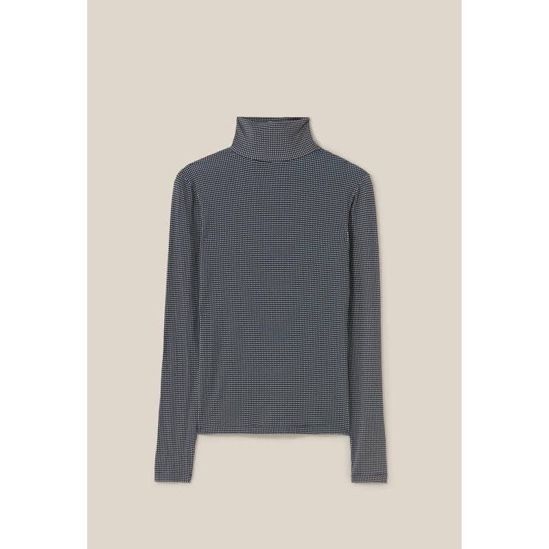 Top ajustado con cuello alzado