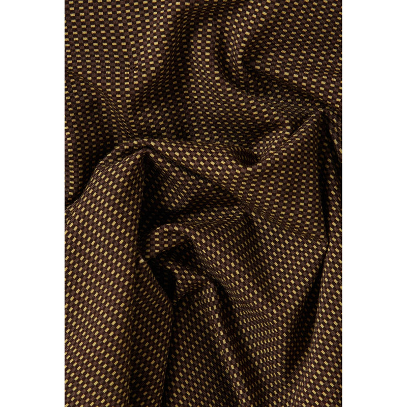 Top ajustado con cuello alzado