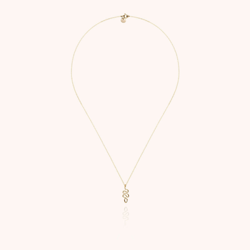 Collier Charms Snake — finition artisanale du bijou