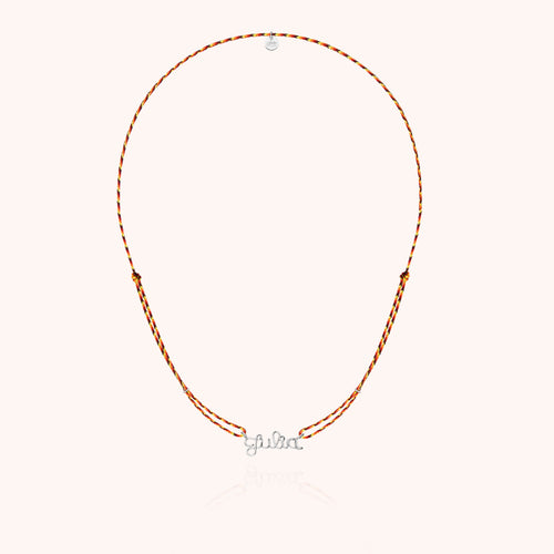 Collier Cordon Slim Knot Personnalisé — détail du fil métallique, argent sterling 925