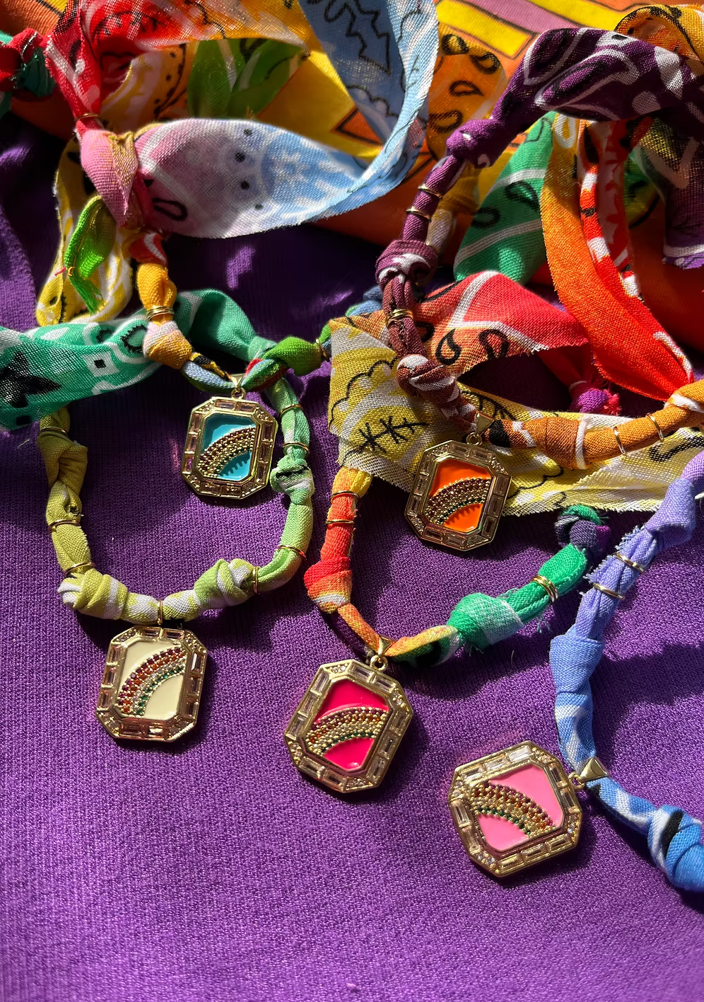 Collier Goodvibes Arc En Ciel Violet Rouge