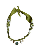 Collier Varanasi Medaille Olive