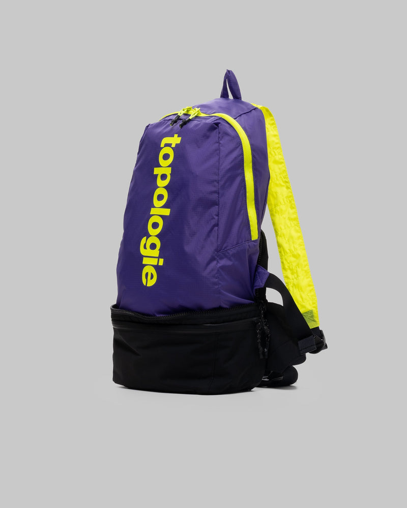 Convert Daypack - Black / Electric Purple