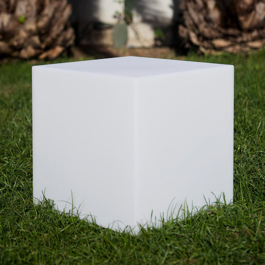 Taburete Light Cube cableado para exterior potente iluminación LED blanca CARRY 40cm base E27 - REDDECO.com