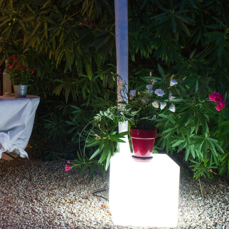Taburete Light Cube cableado para exterior potente iluminación LED blanca CARRY 40cm base E27 - REDDECO.com