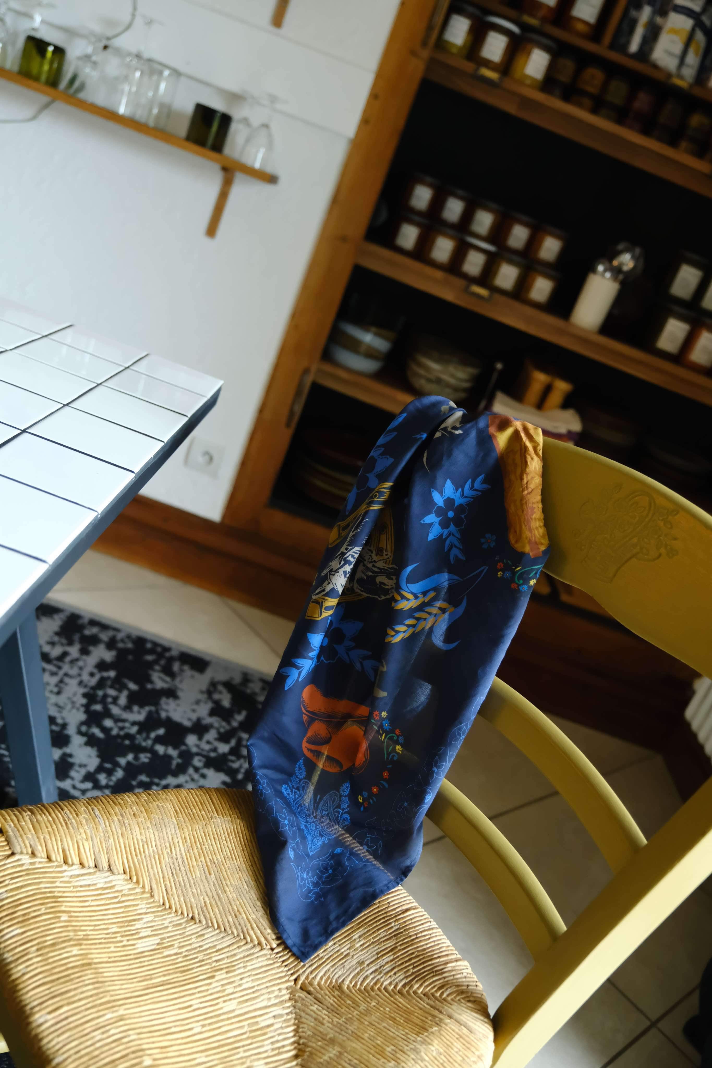 Georges Navy Pattern Scarf
