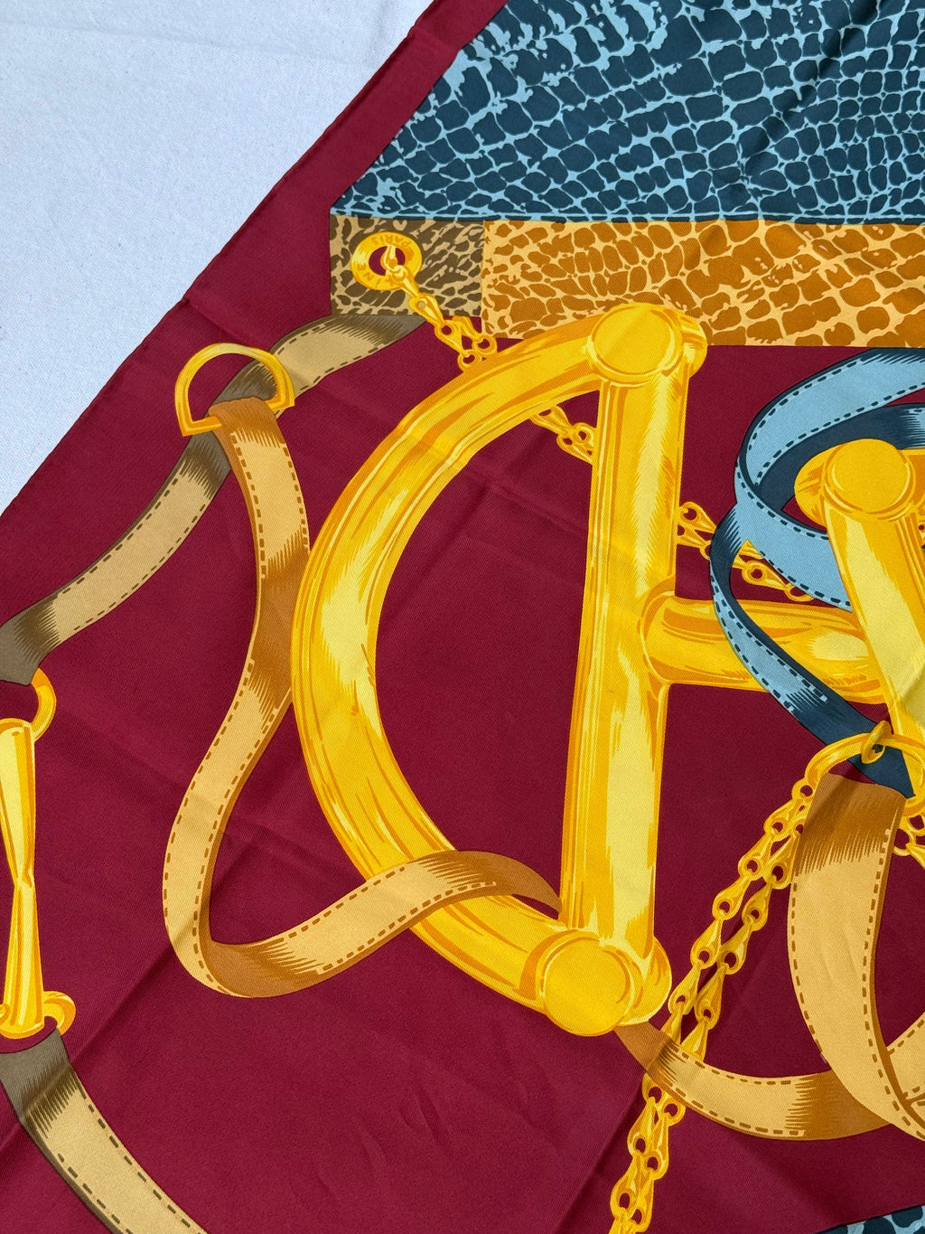 Foulard Céline – Modèle Étriers Et Serpent