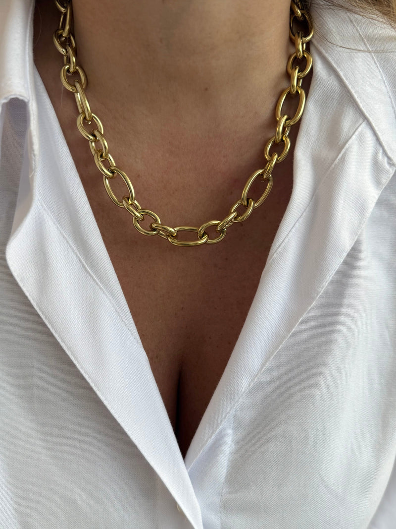 Collier Robbie